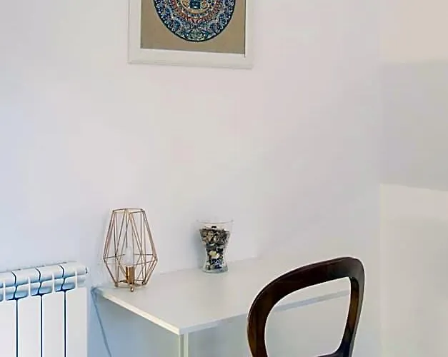 Vatican Garden Bed & Breakfast 4*